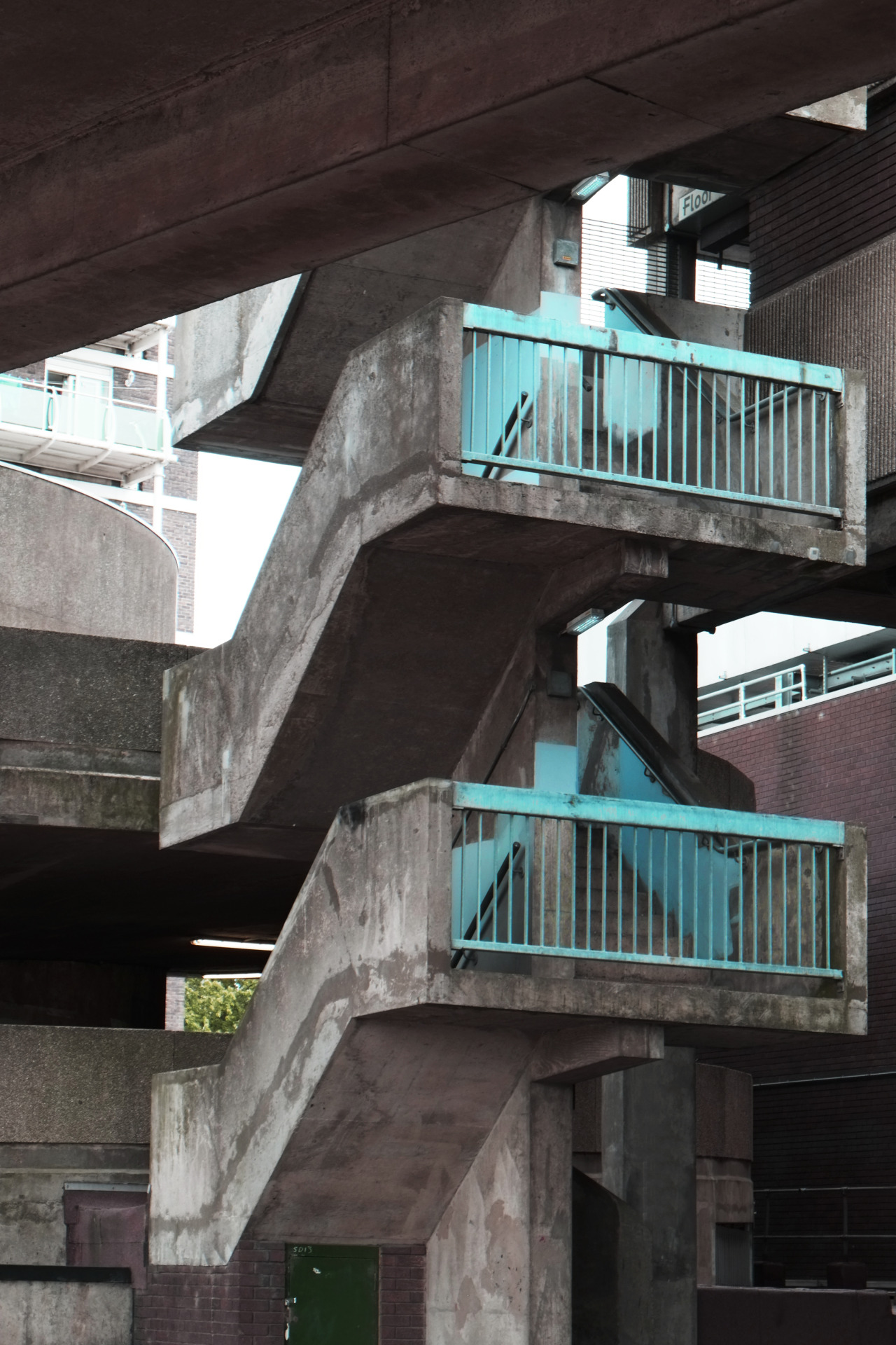 Archillect ID 377574