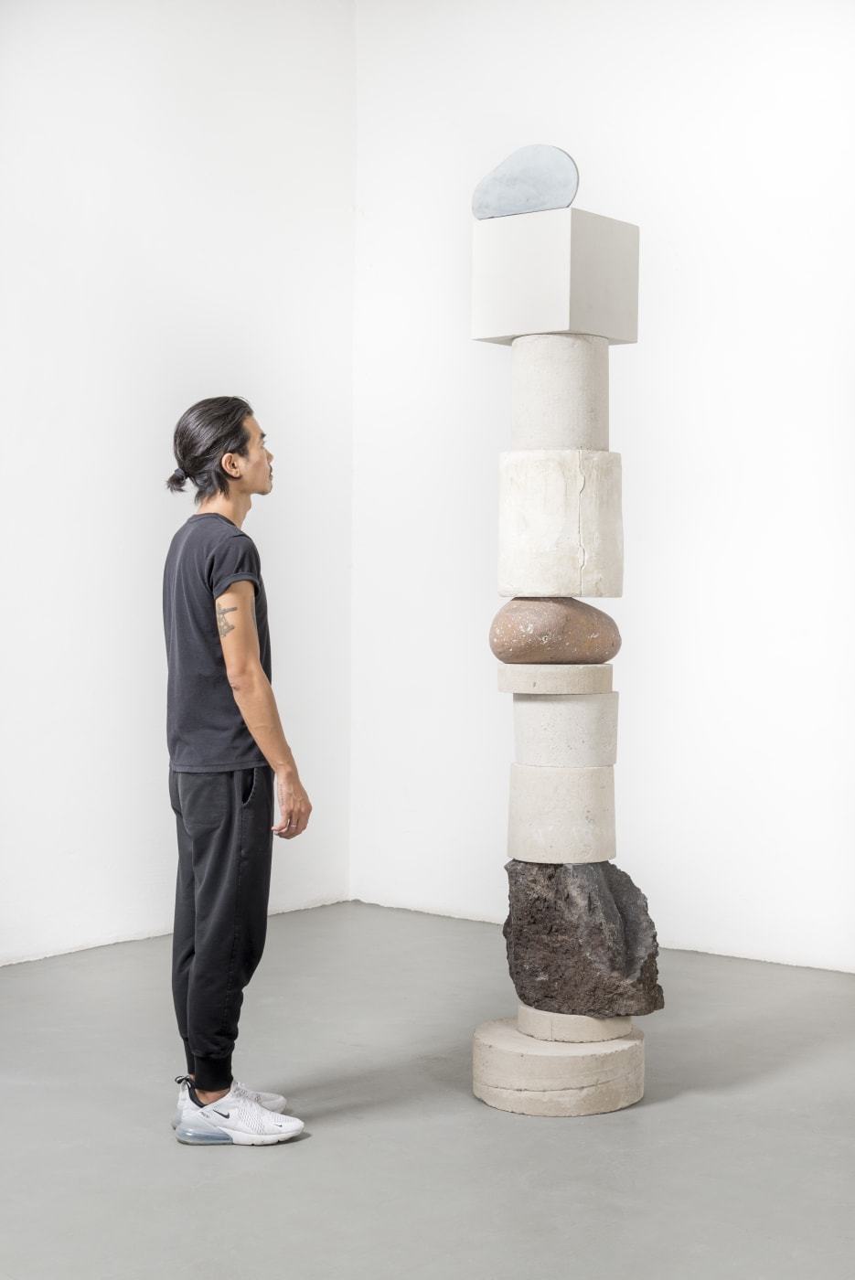 Archillect ID 377672