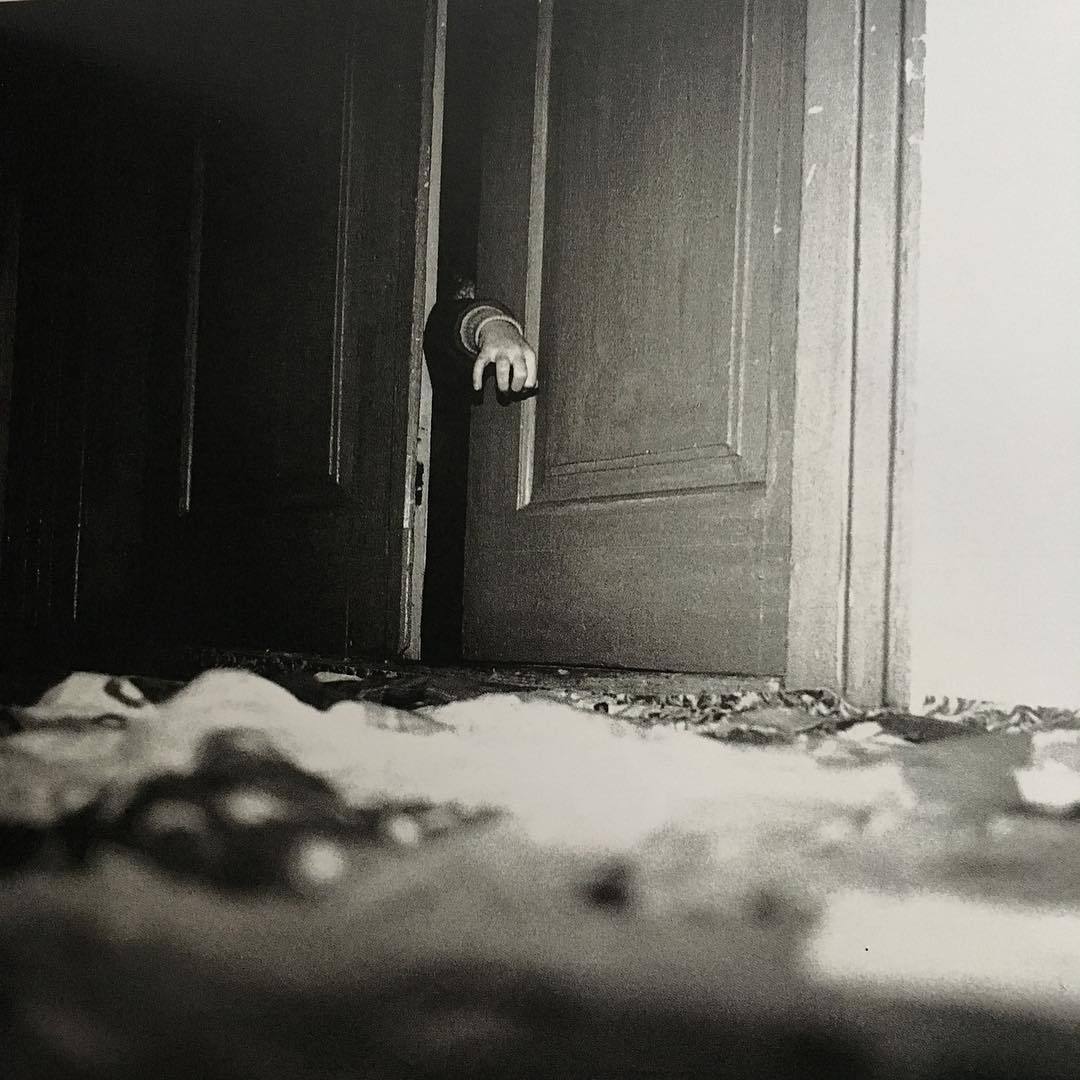 Archillect ID 377685