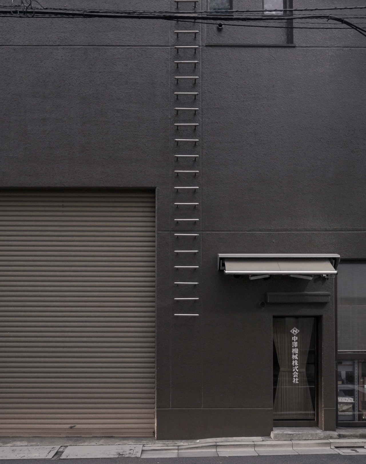 Archillect ID 377856