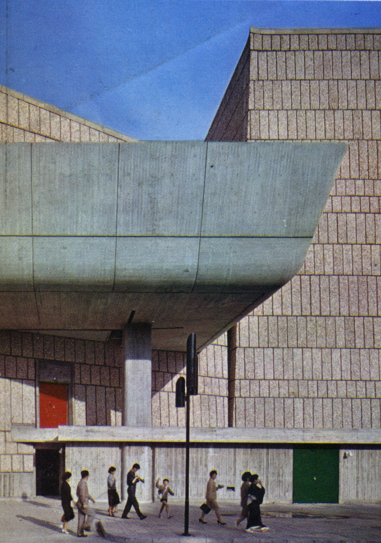 Archillect ID 377867