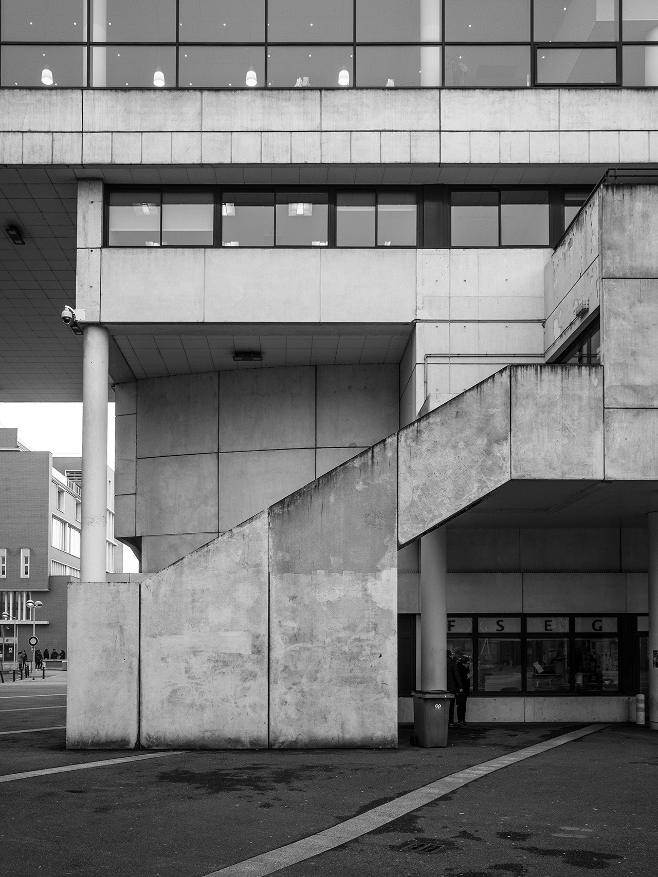 Archillect ID 377905