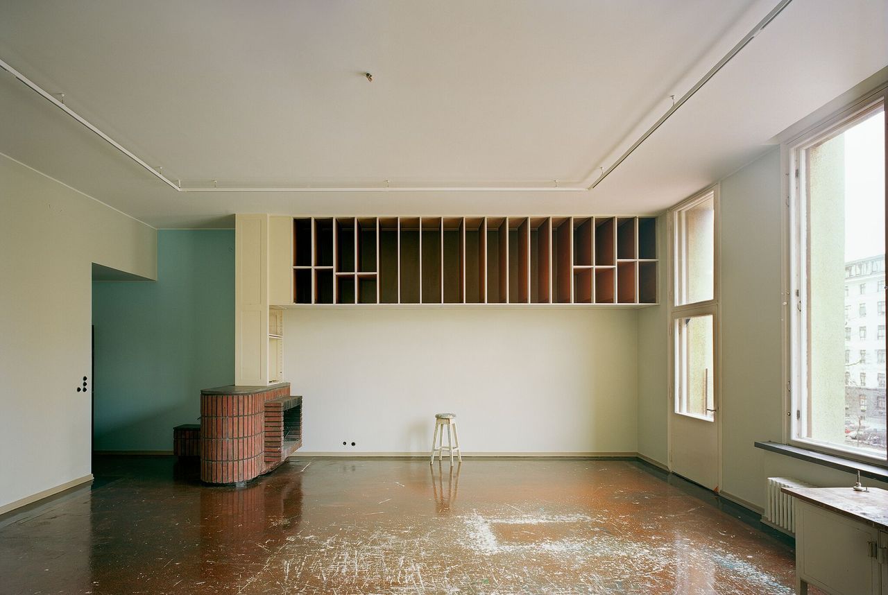 Archillect ID 377990