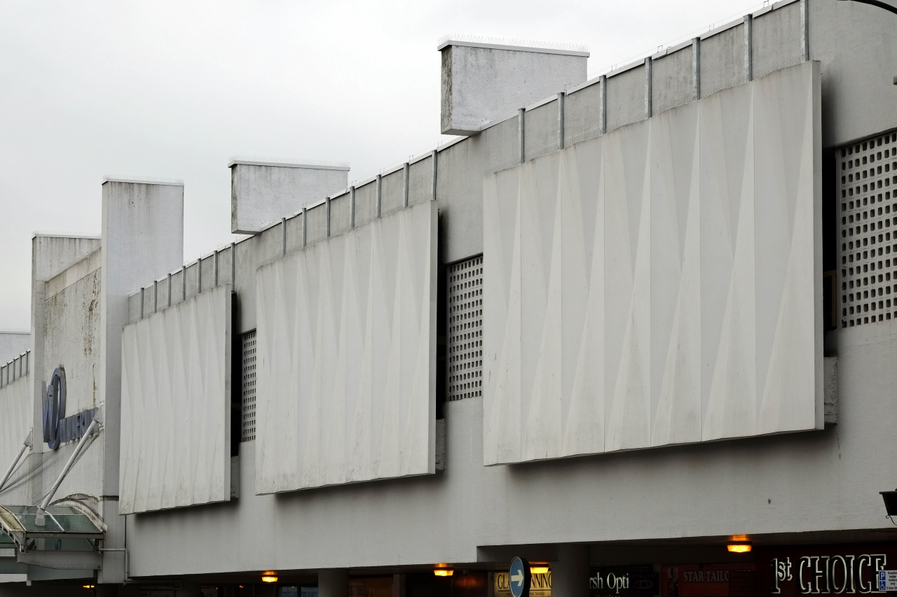 Archillect ID 377995