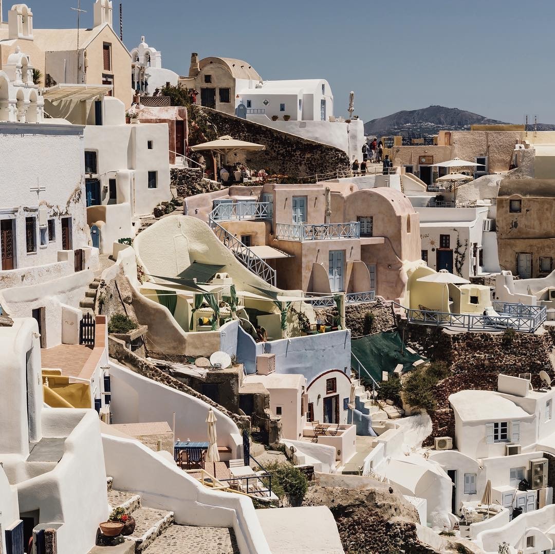 Archillect ID 378080