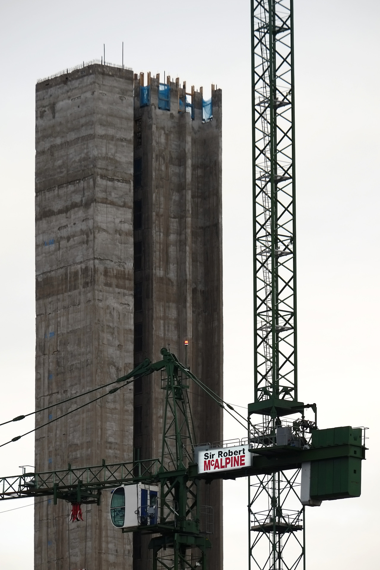 Archillect ID 378339