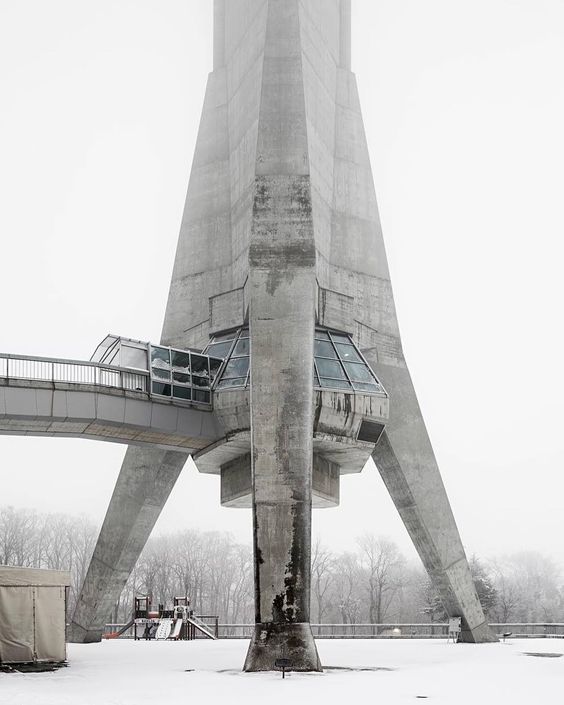 Archillect ID 378340