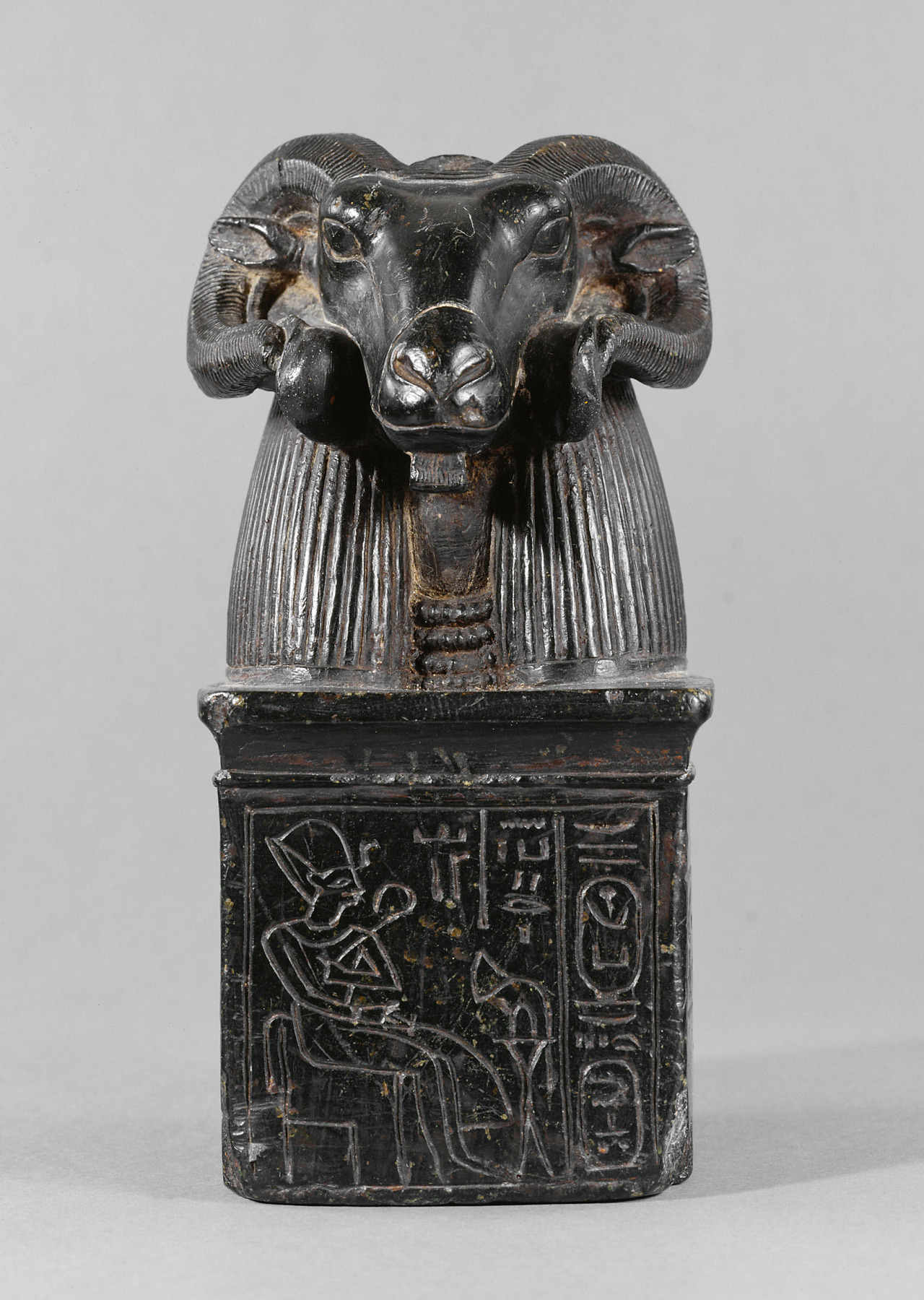 Archillect ID 378480