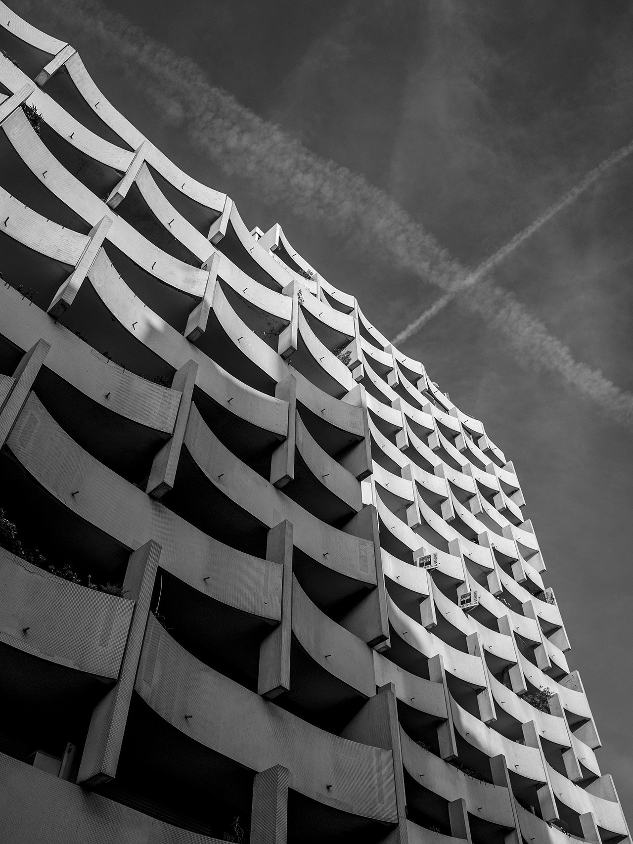 Archillect ID 378539