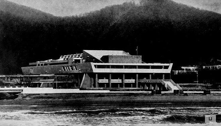 Archillect ID 378603