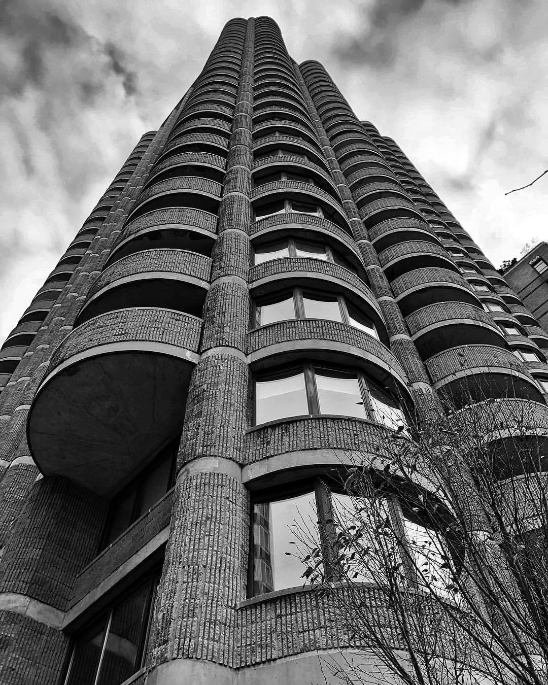 Archillect ID 378666