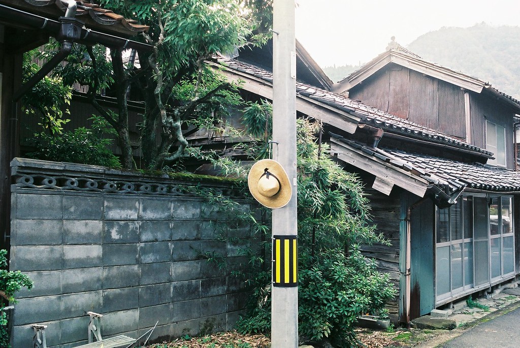 Archillect ID 378807