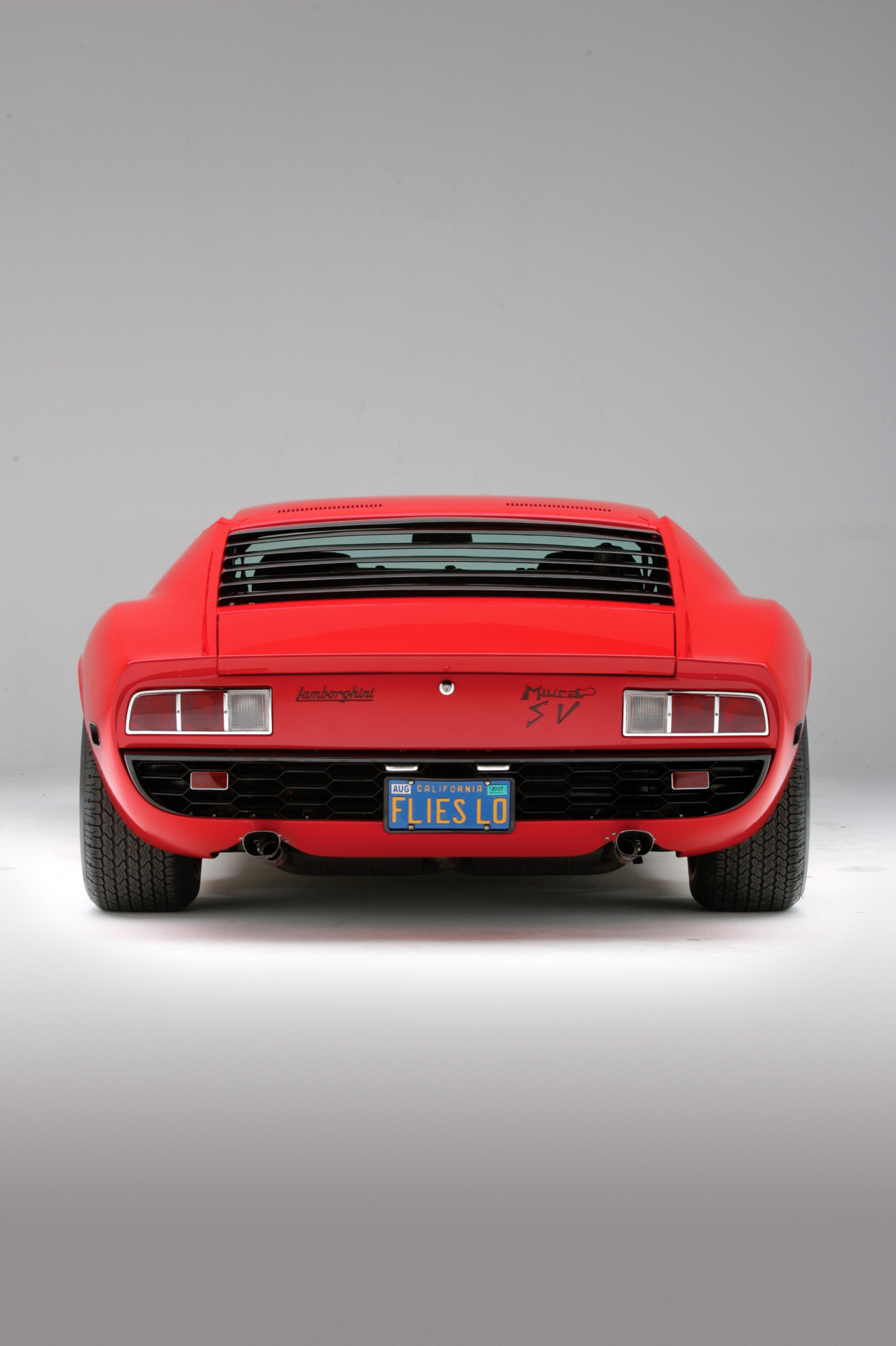 Archillect ID 378944