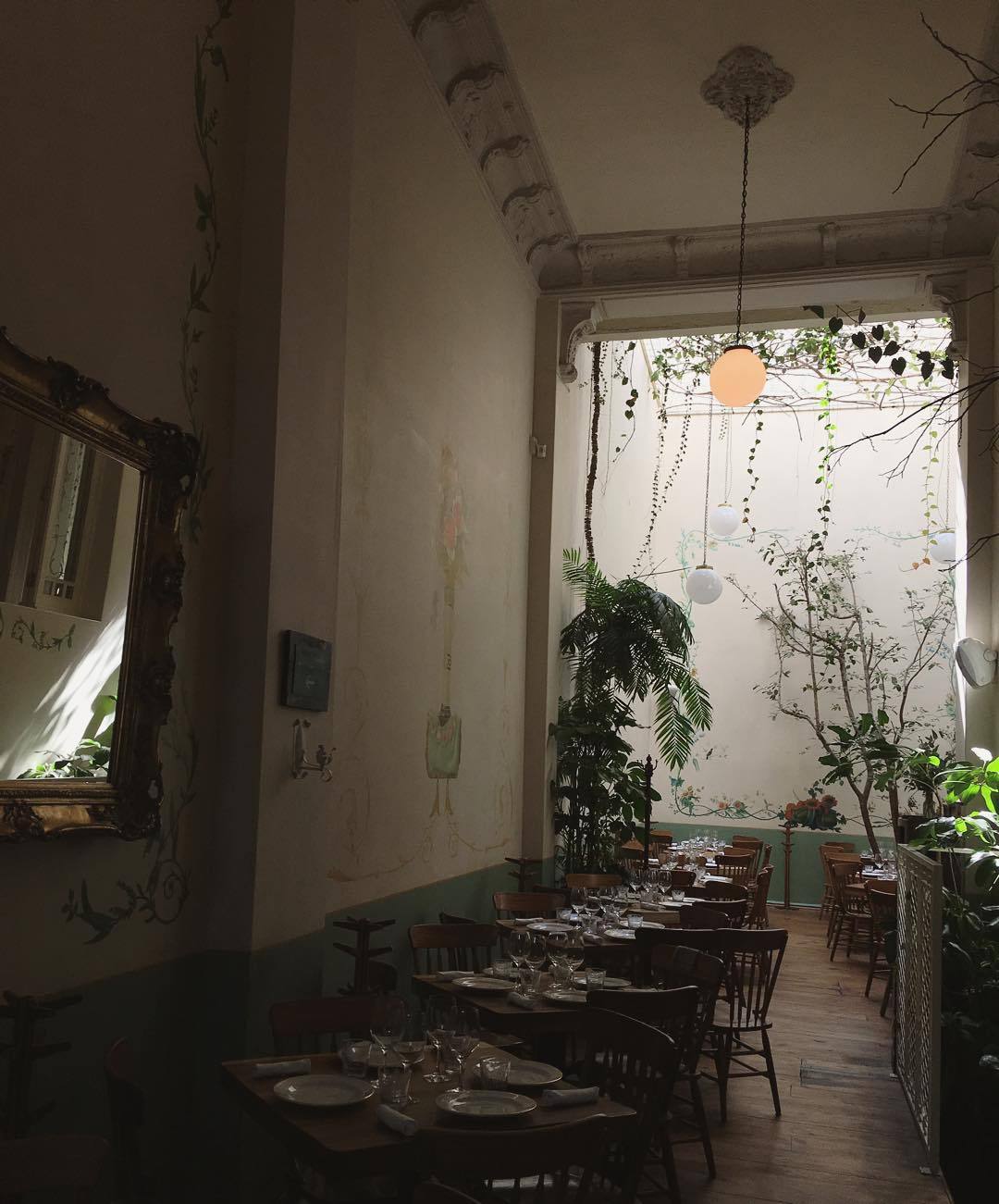 Archillect ID 378996