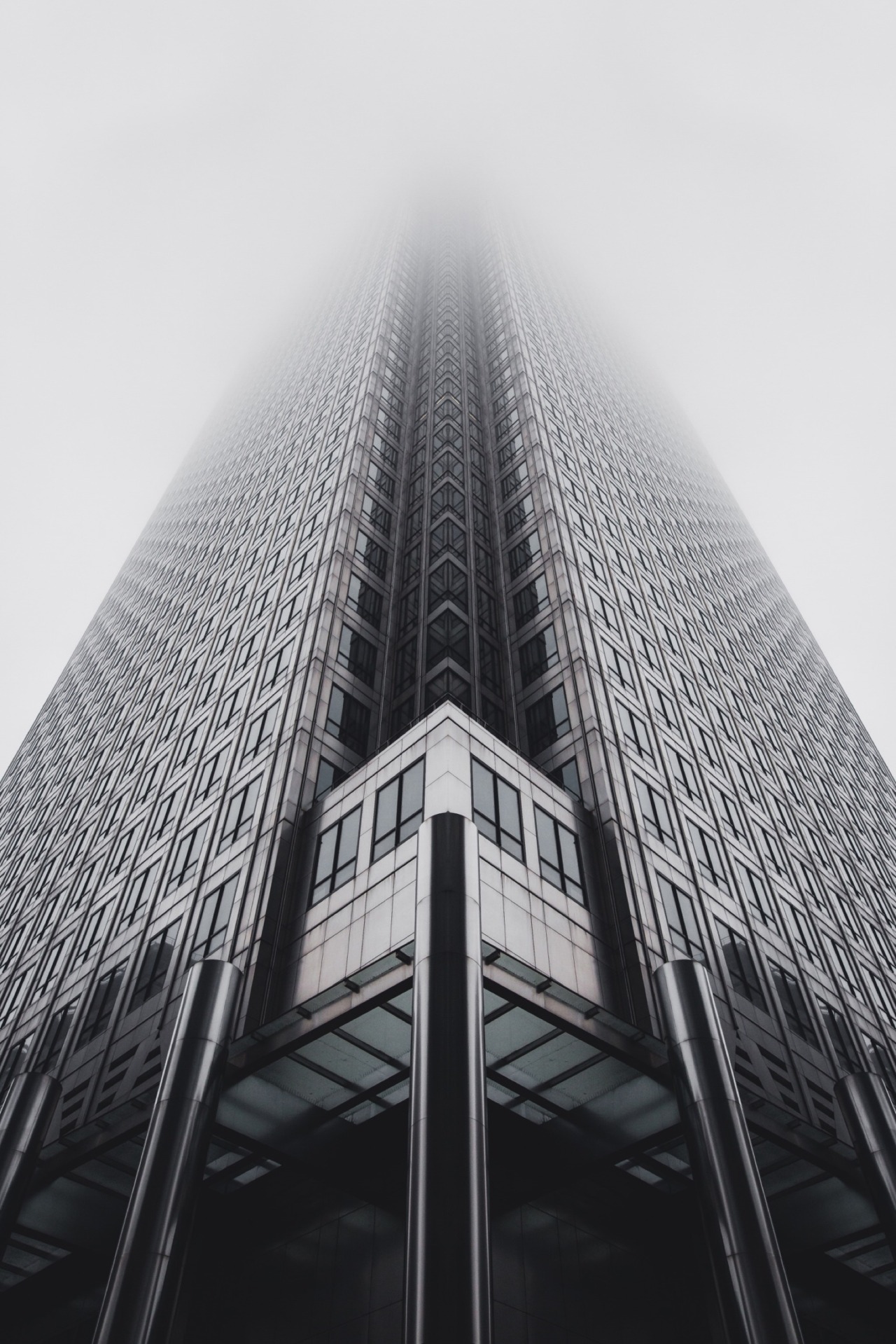 Archillect ID 379017