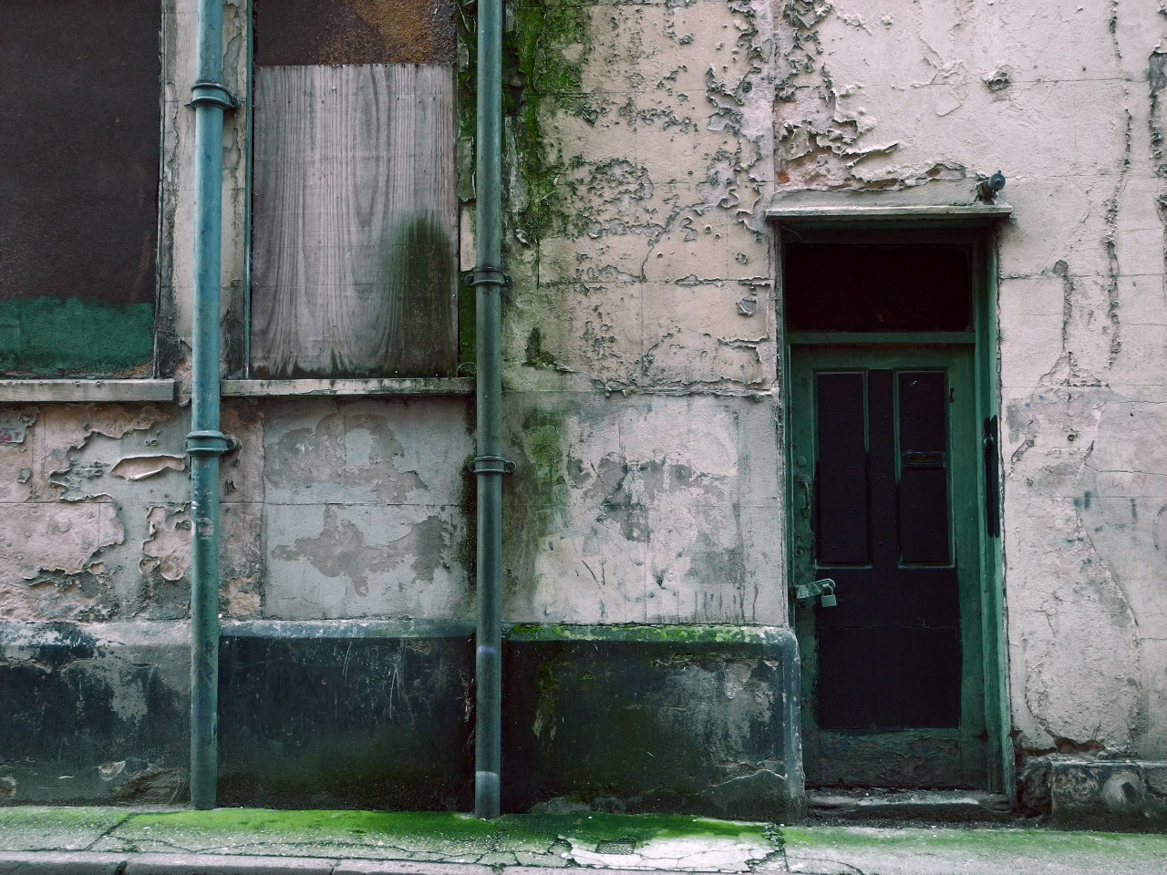 Archillect ID 379034