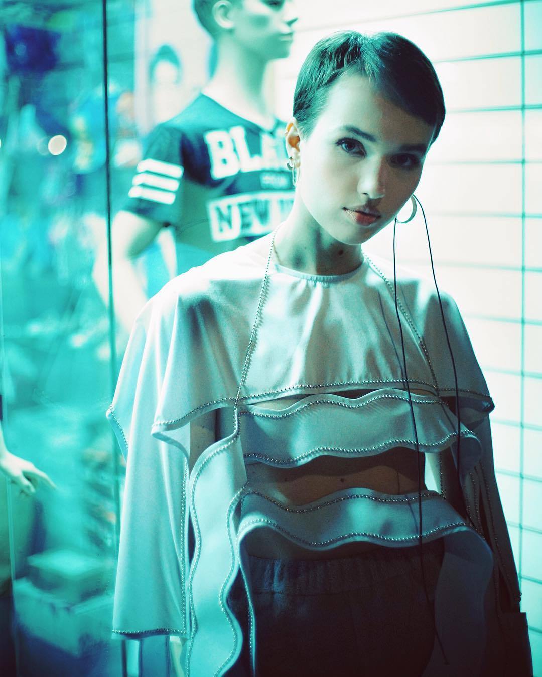 Archillect ID 379185