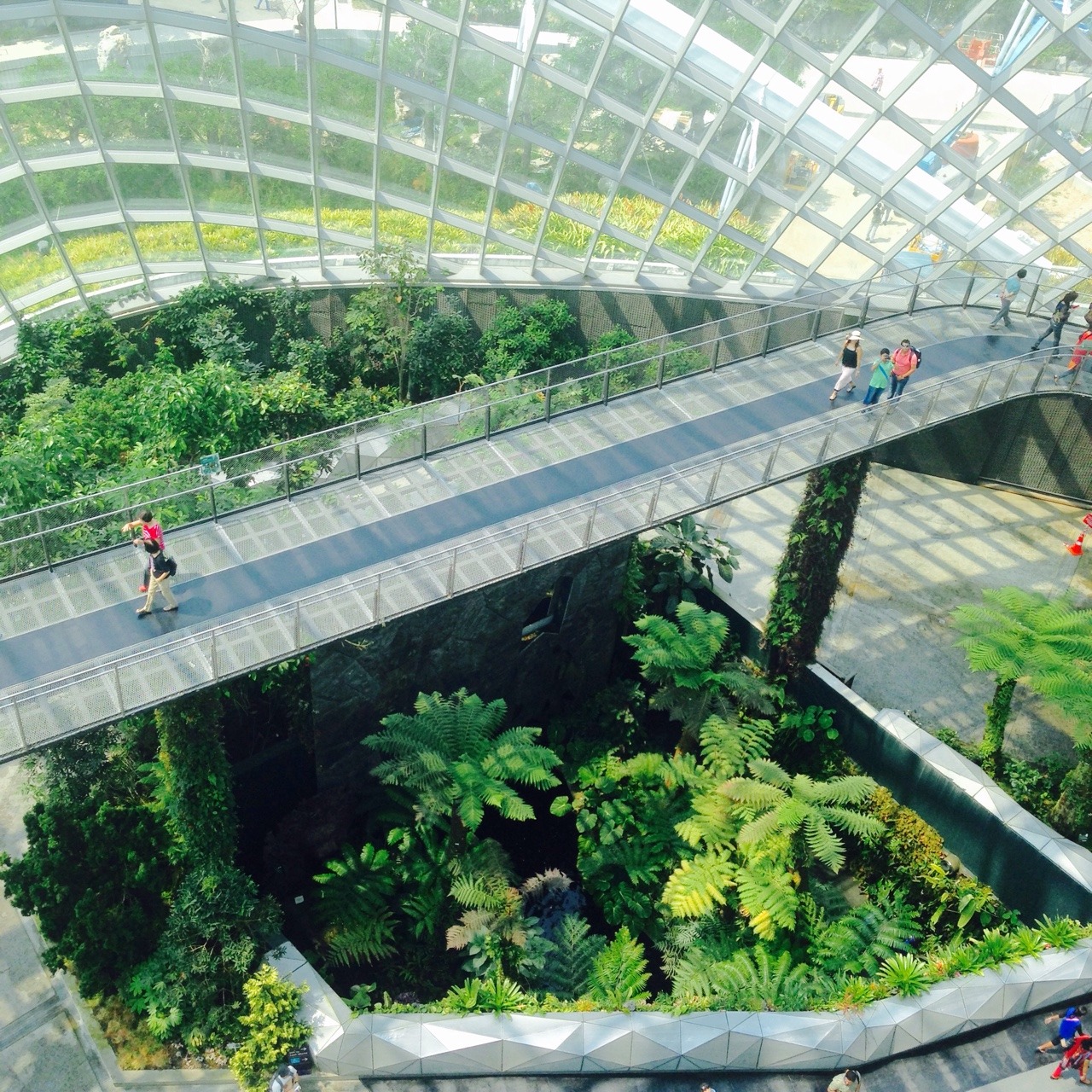 Archillect ID 379270