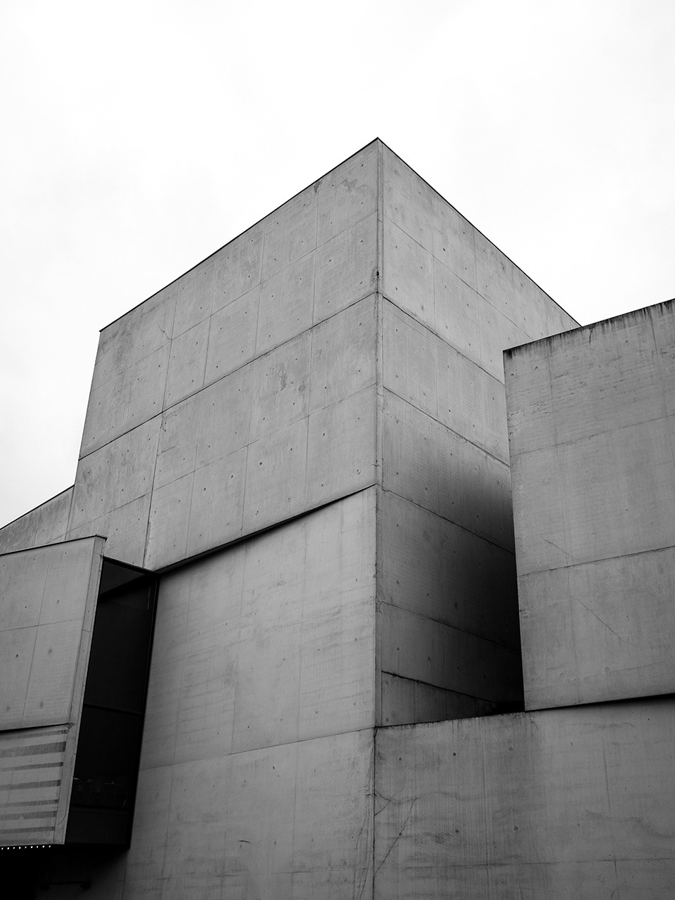 Archillect ID 379284