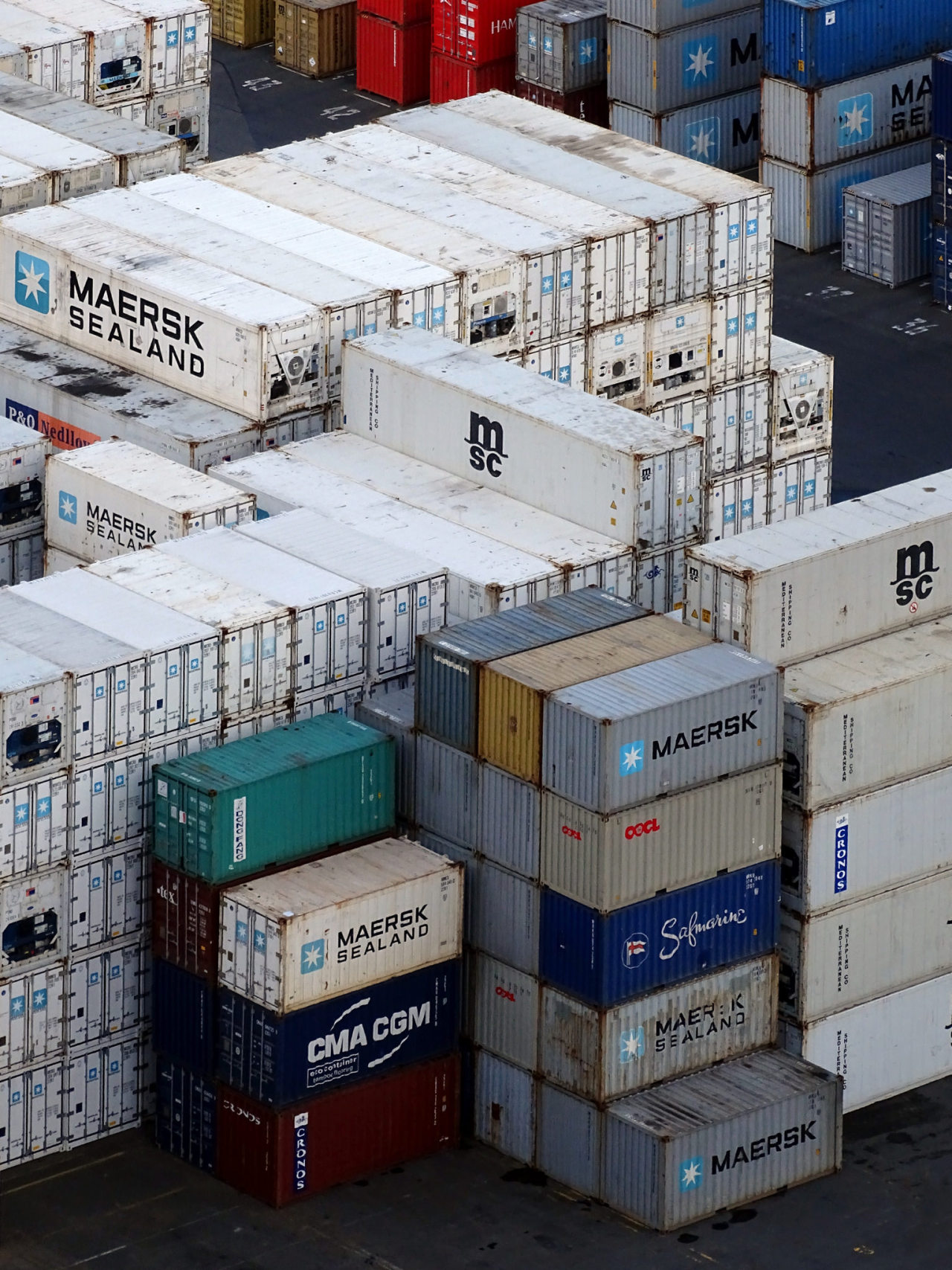 Archillect ID 379353