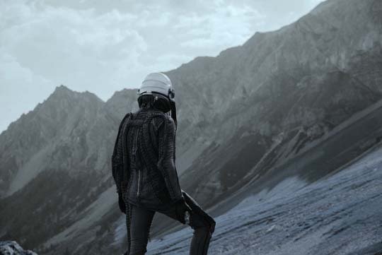 Archillect ID 379425