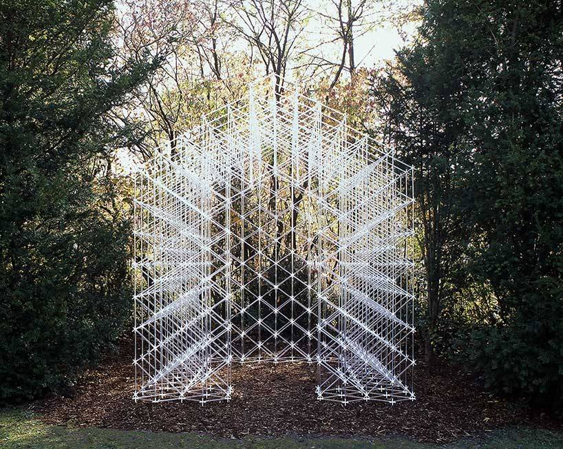 Archillect ID 379525