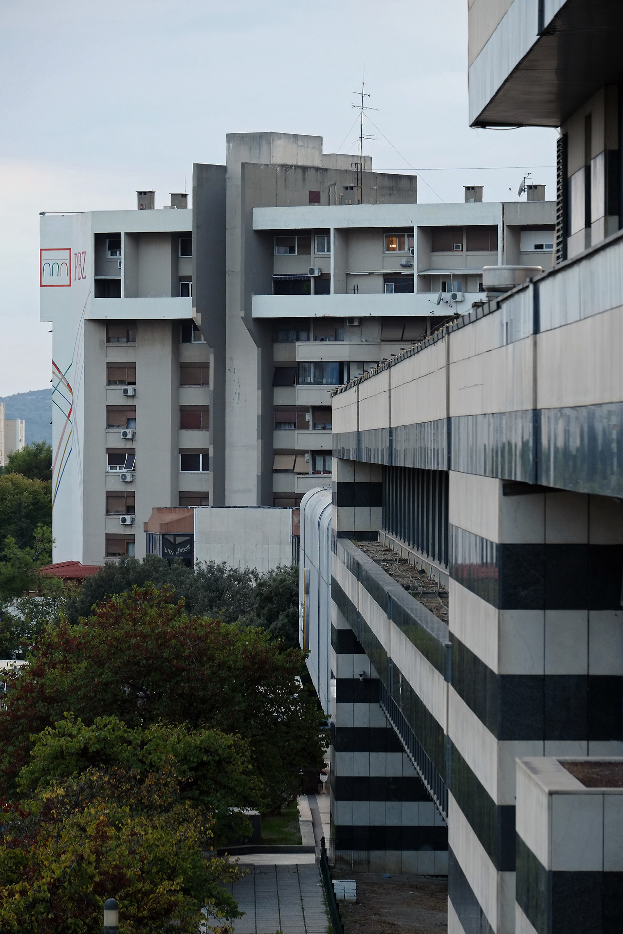 Archillect ID 379533