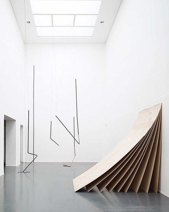 Archillect ID 379592