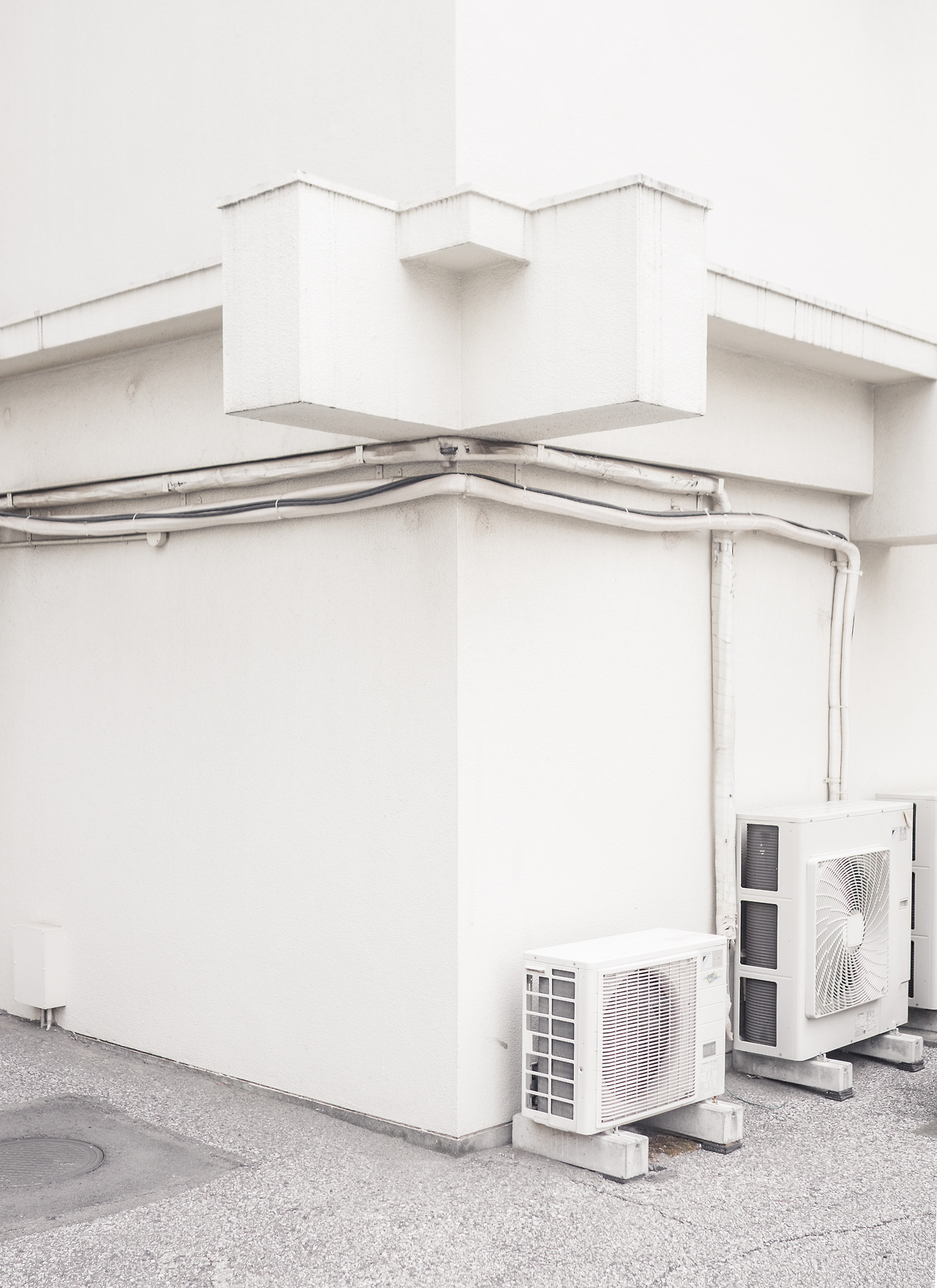 Archillect ID 379595