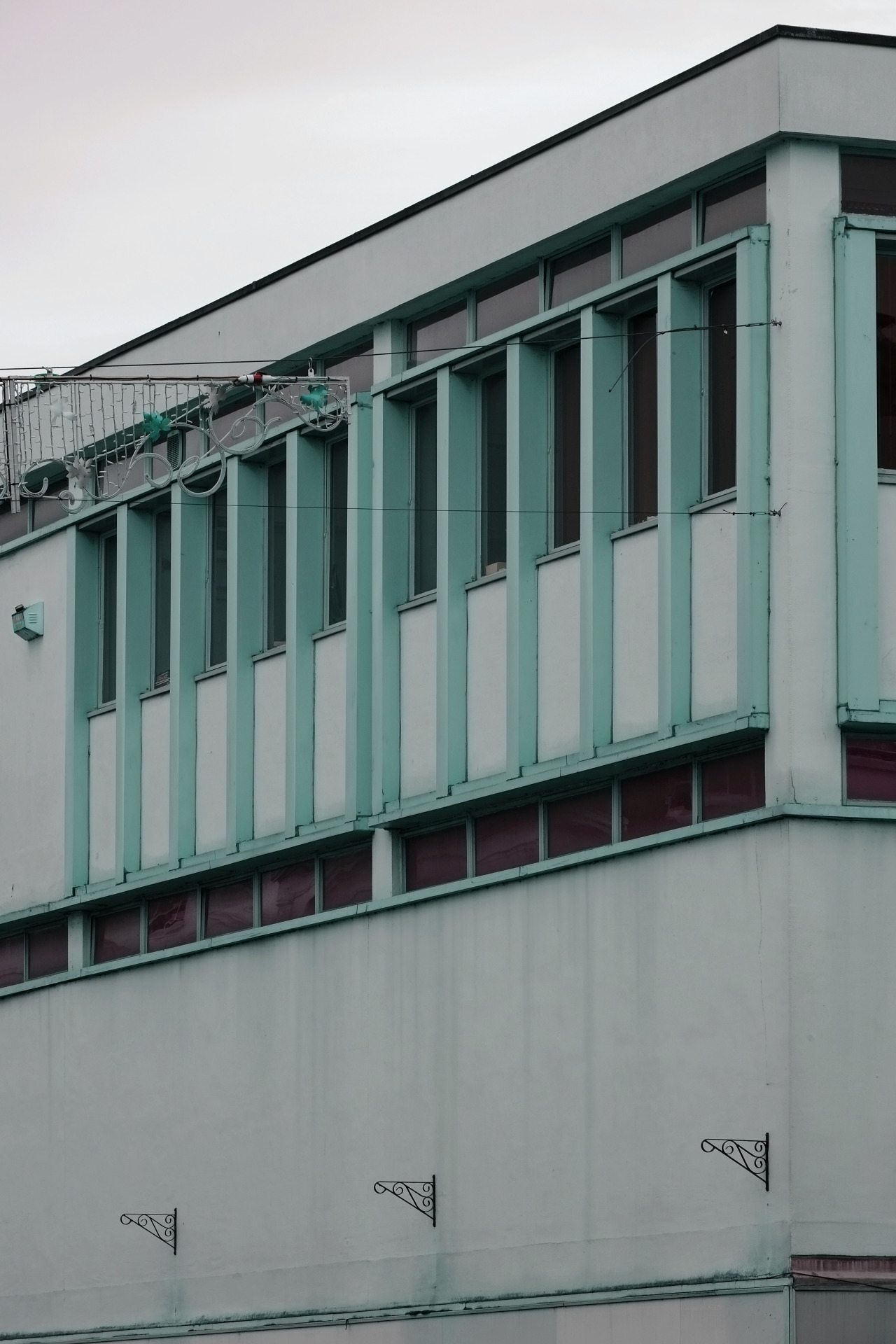 Archillect ID 379637