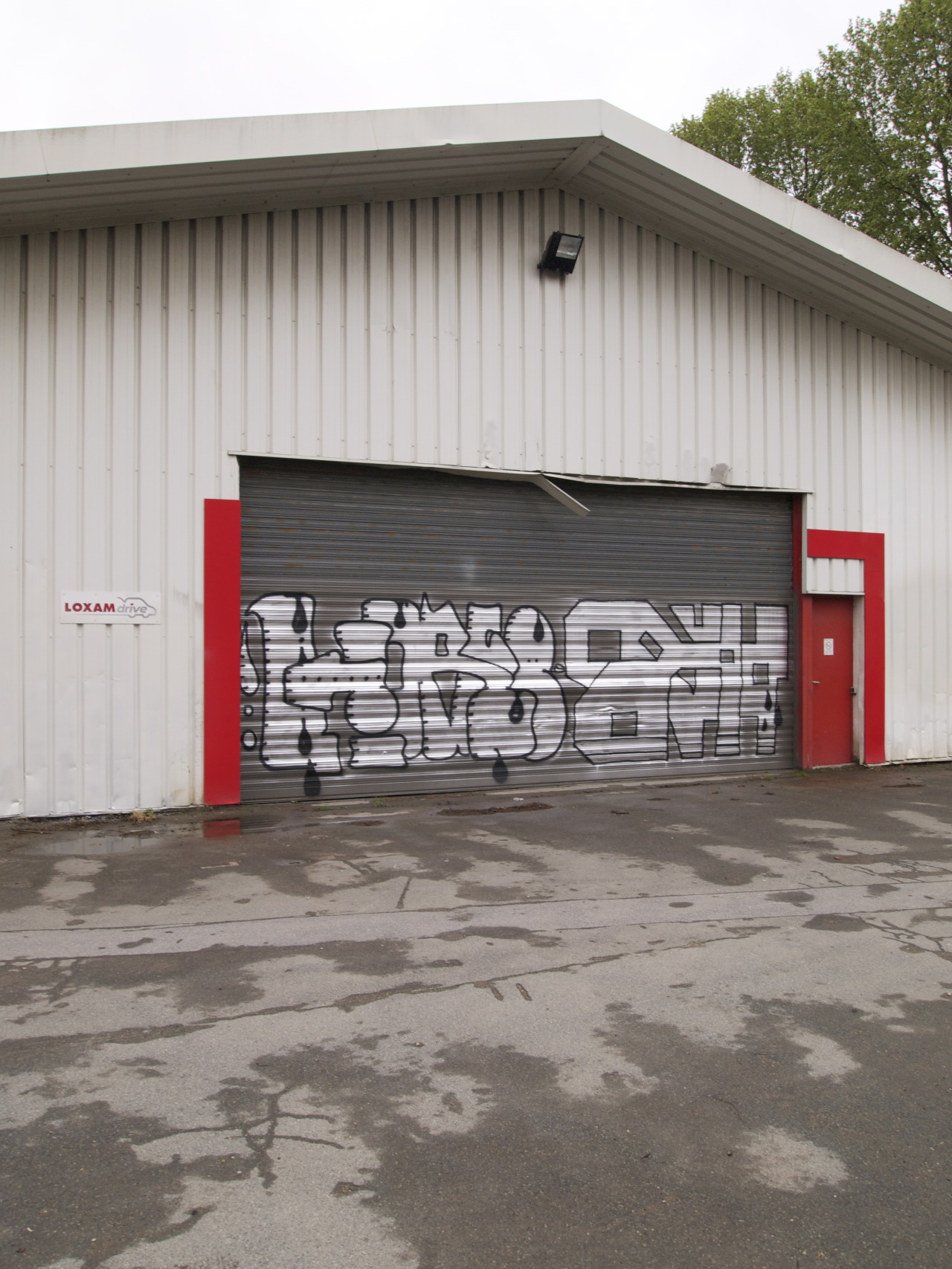 Archillect ID 379695