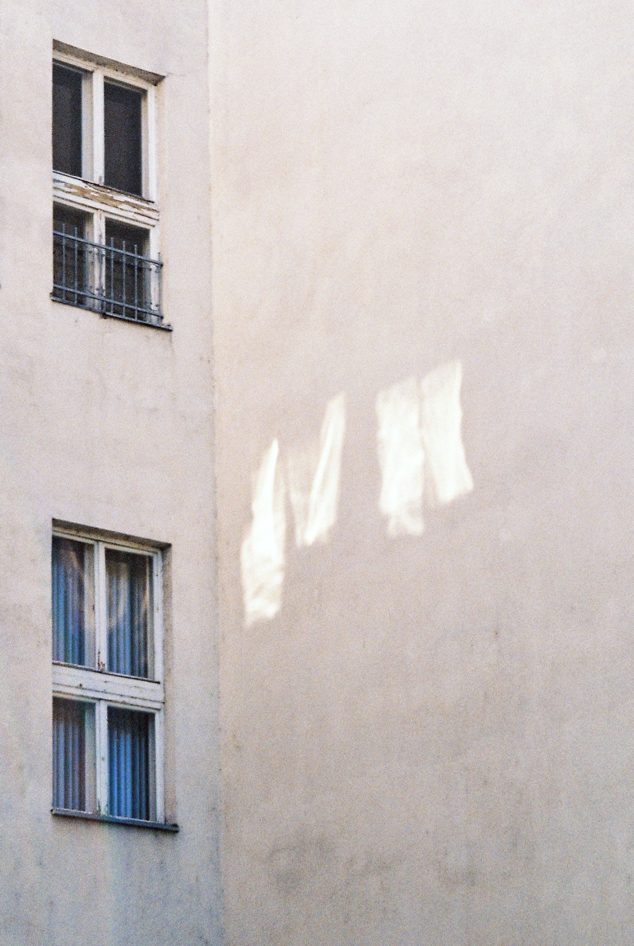 Archillect ID 379713