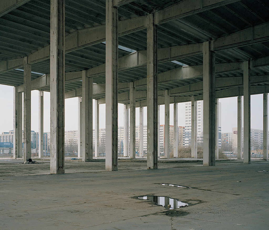 Archillect ID 379784