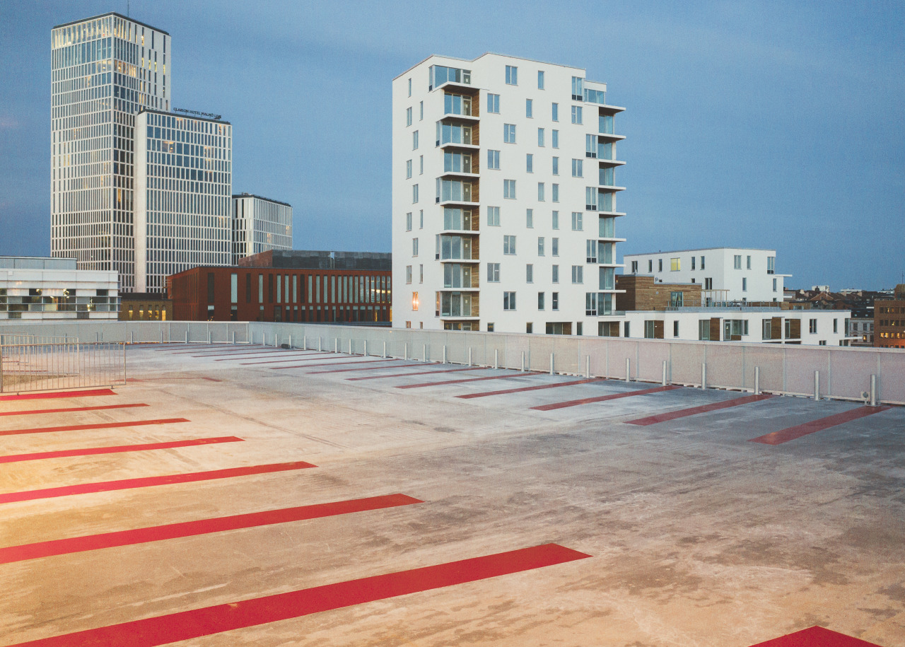 Archillect ID 379819