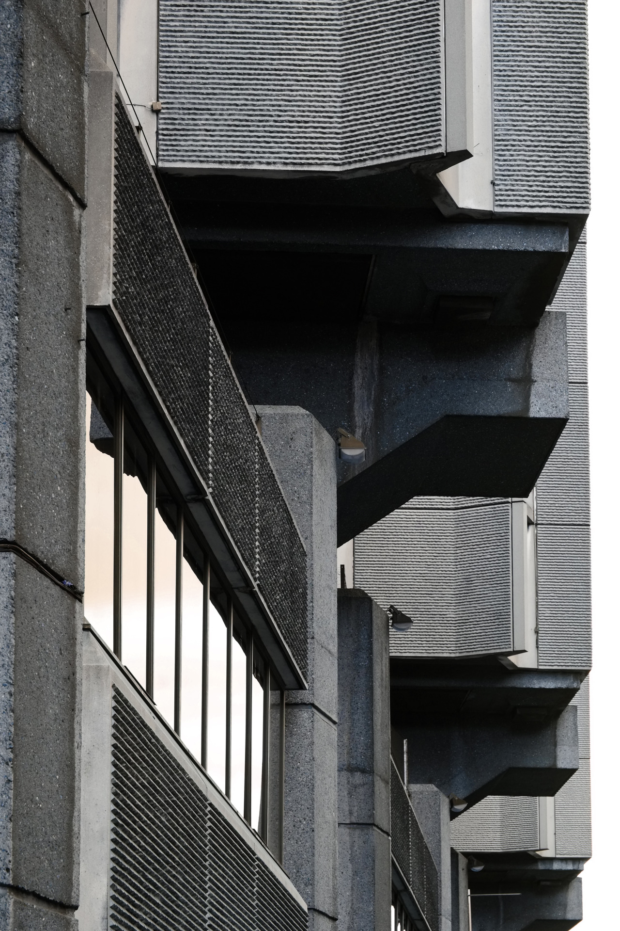 Archillect ID 379935