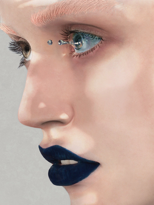 Archillect ID 379944