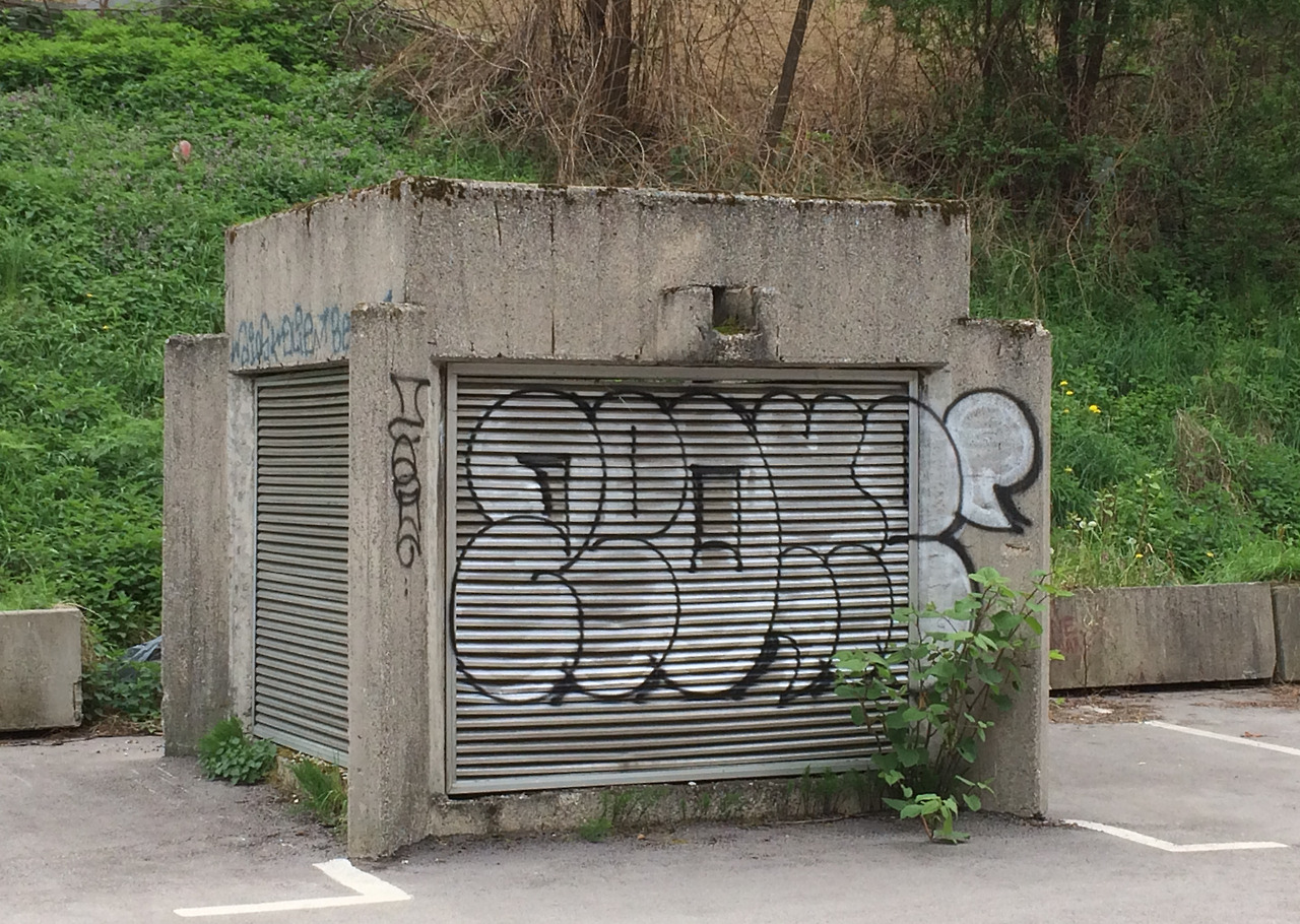 Archillect ID 380042