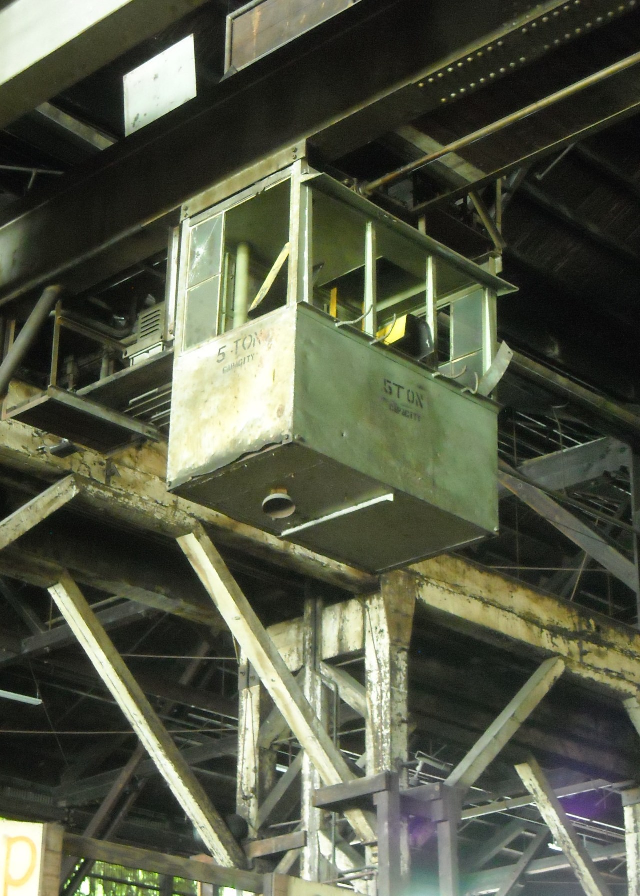 Archillect ID 380135