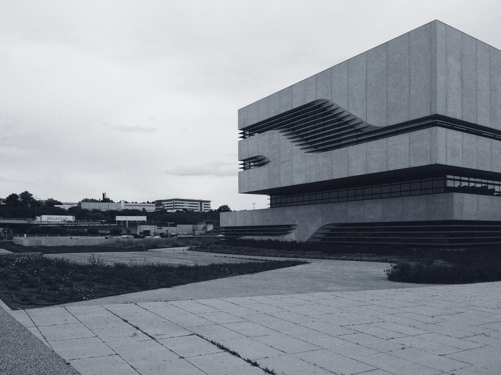 Archillect ID 380191