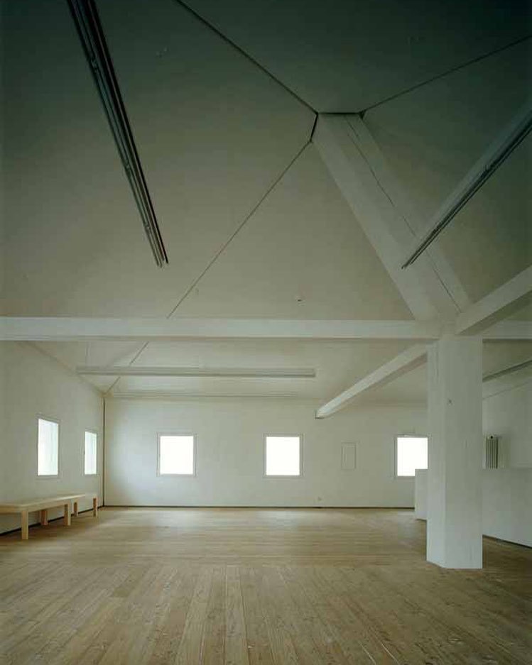 Archillect ID 380225