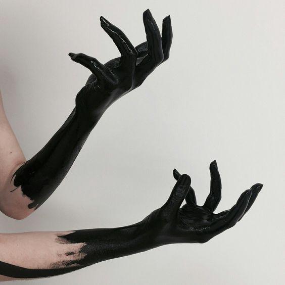 Archillect ID 380312