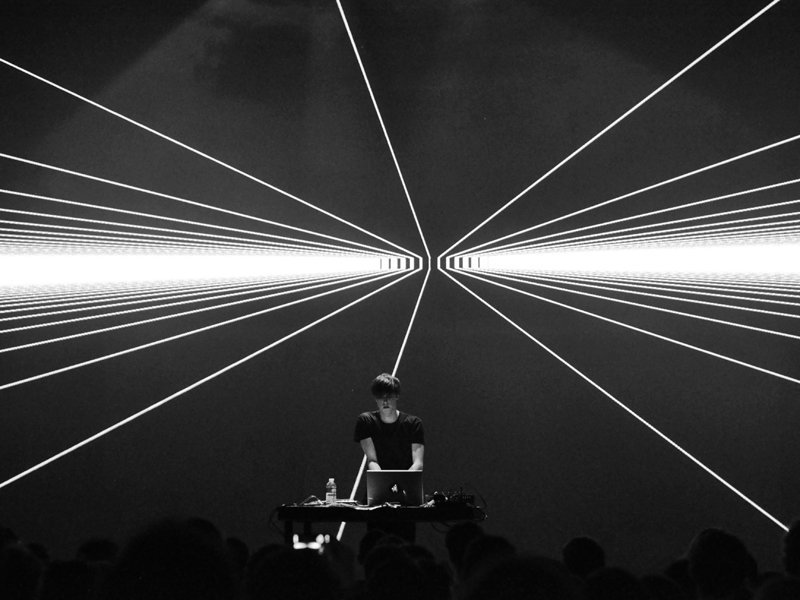 Archillect ID 380322