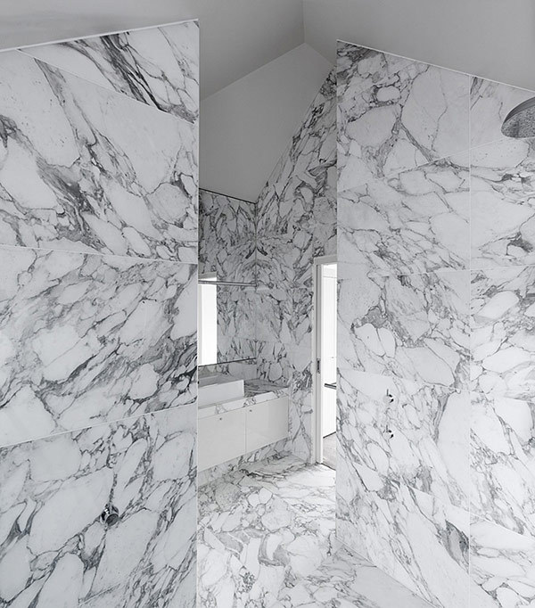 Archillect ID 380363