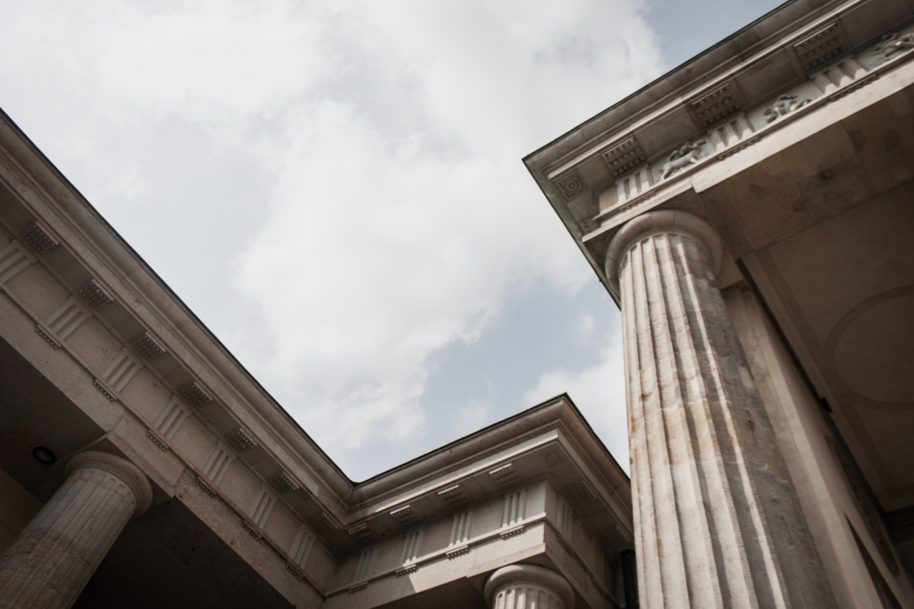 Archillect ID 380370