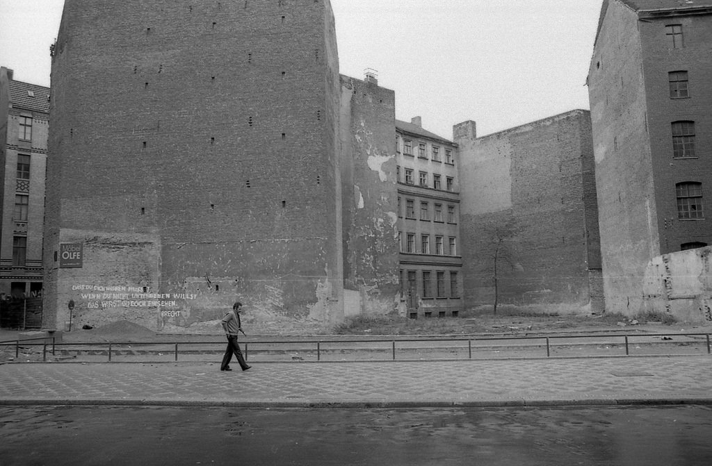 Archillect ID 380442