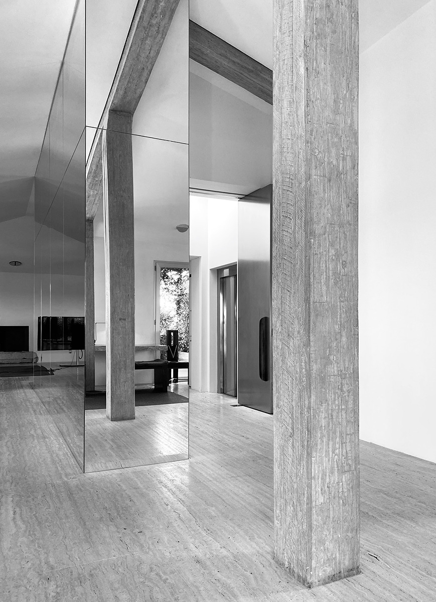 Archillect ID 380532