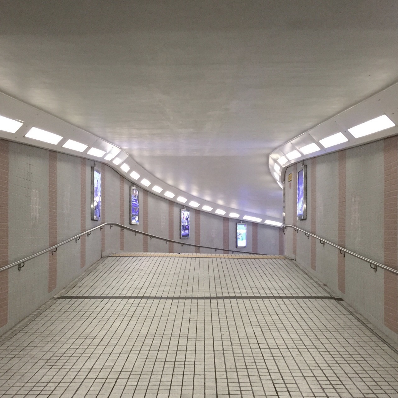 Archillect ID 380573