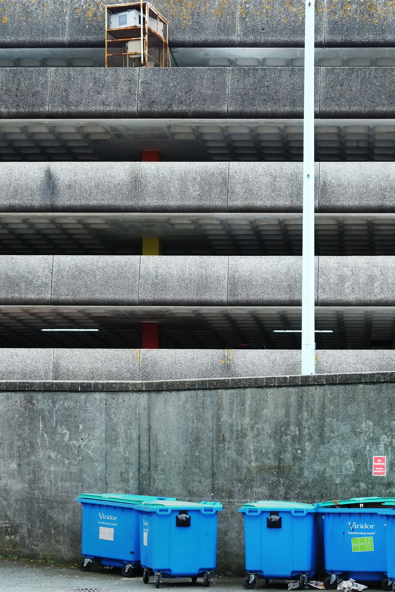 Archillect ID 380600