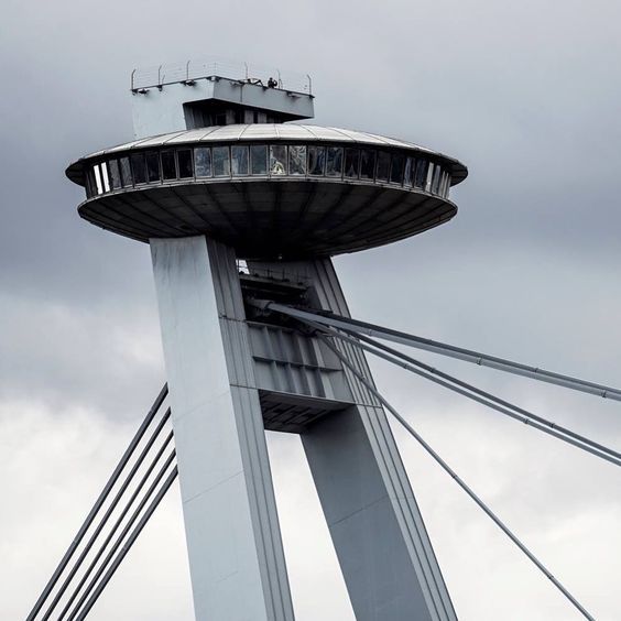 Archillect ID 380627