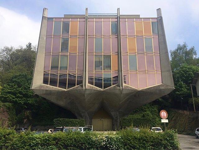 Archillect ID 380837